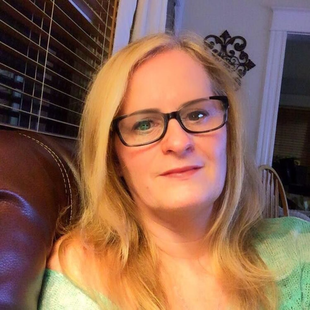 Meet your Posher, Michele